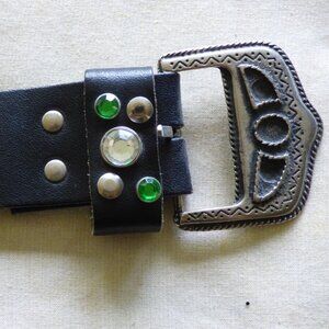 VINTAGE BLACK STUDDED CRYSTAL PANT / SKIRT BELT PREOWNED TOTAL OF 36" LONG